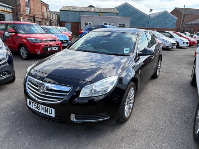 Vauxhall Insignia 2.0 CDTi SE [160] 5dr Diesel Maunal Hatchback Diesel Black