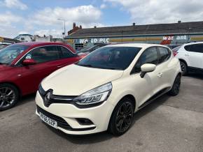 RENAULT CLIO at Car World Hull Hull