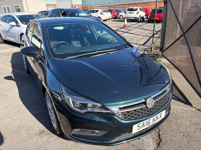2016 Vauxhall Astra 1.4T 16V 150 SRi Nav 5dr Petrol Manual